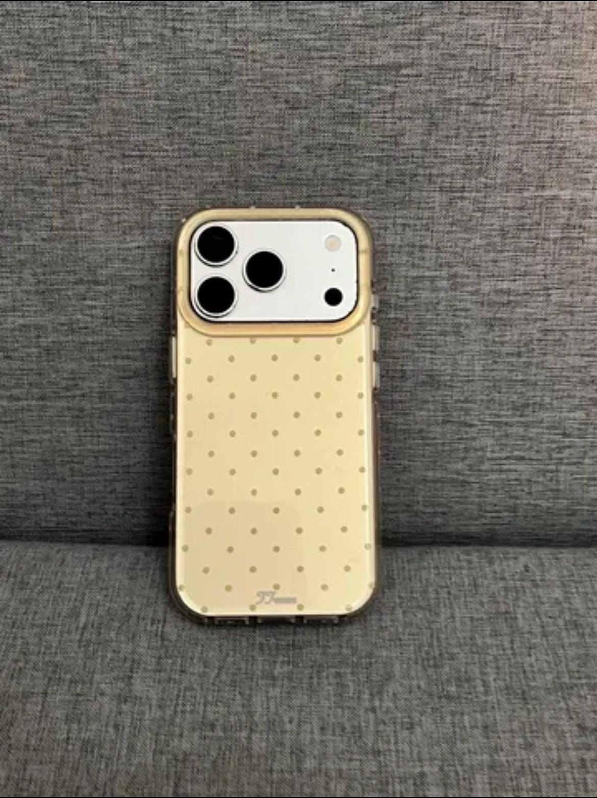 iPhone 18 Case, Polka Dot Acrylic Phone Cover