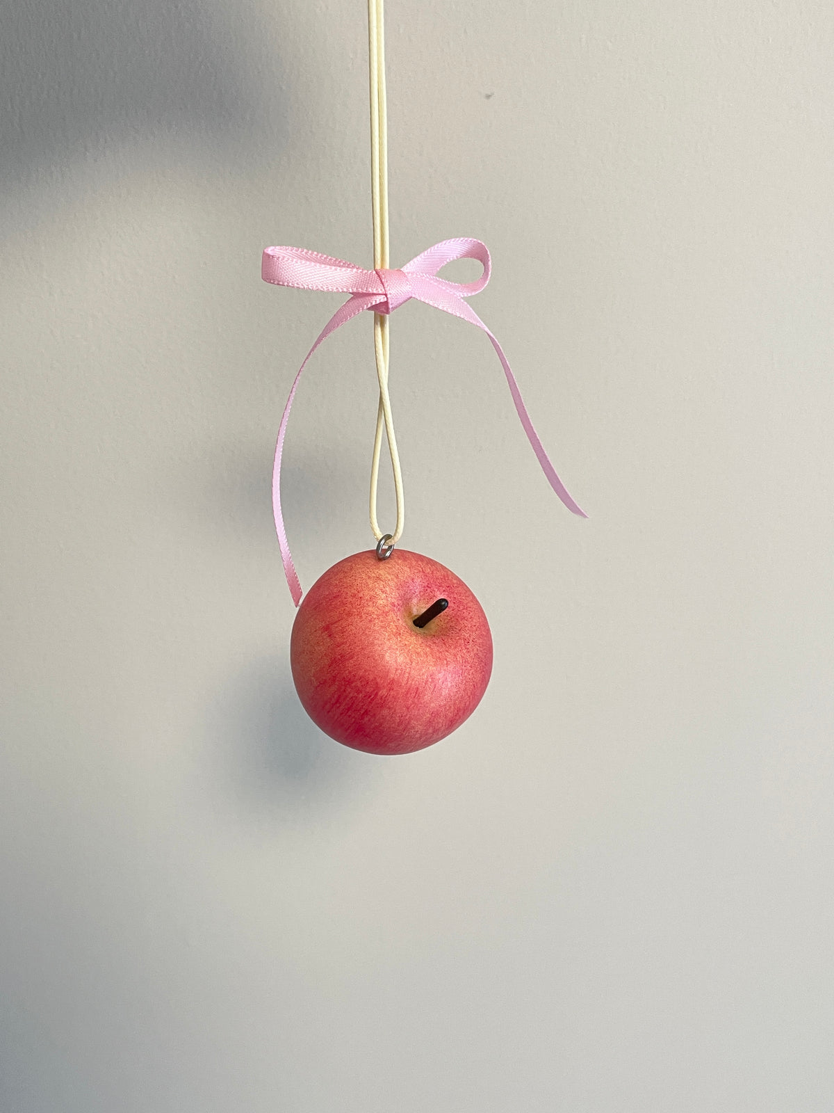 Realistic Apple Car Accessory, Fruit Hanging Ornament, Rearview Decor, Auto Gift
